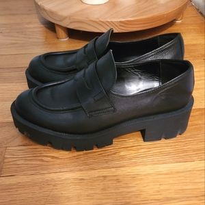 Leather black Loafers